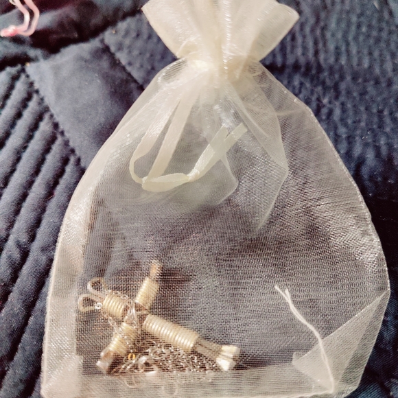 Cross necklace - Picture 5 of 5